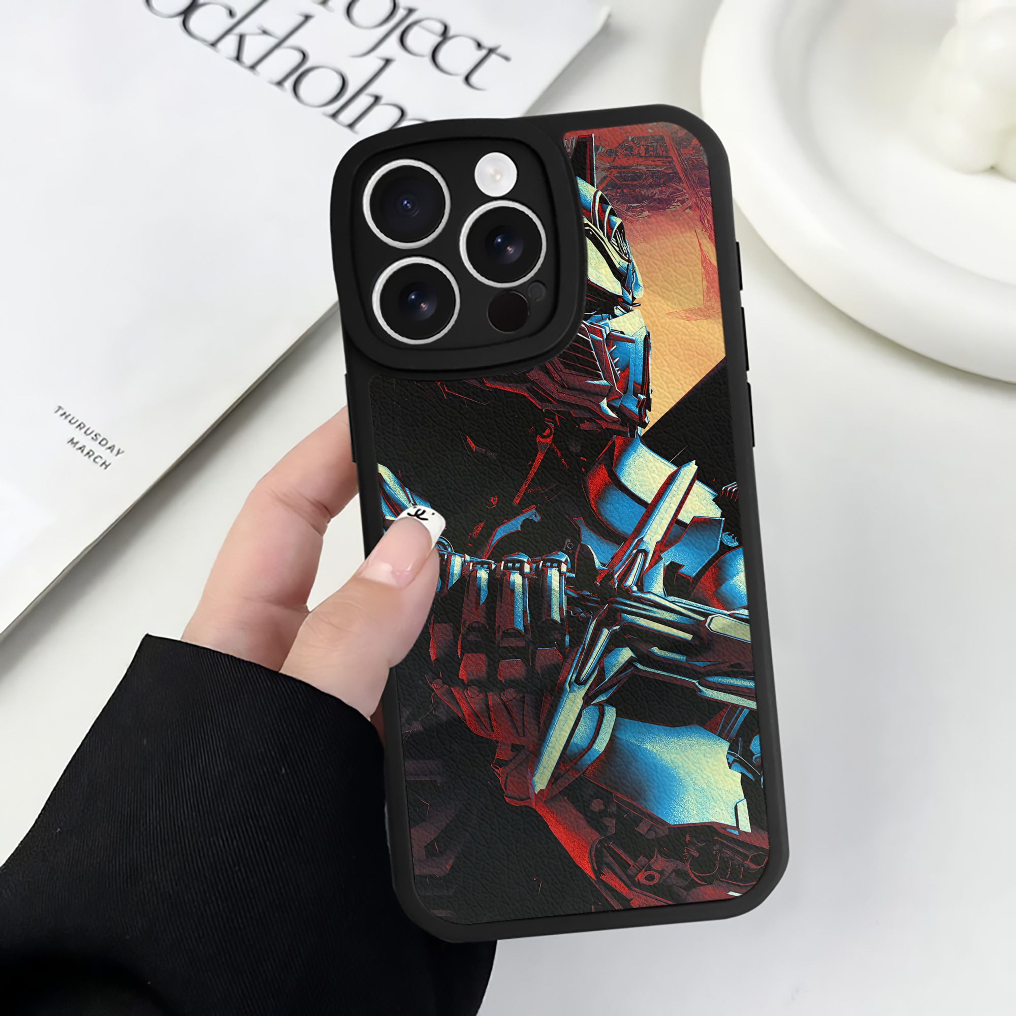 （画像用） Transformers トランスフォーマー 【iPhone 16シリーズ対応】シリコンスマホケース（レザー調） 材質：シリコン